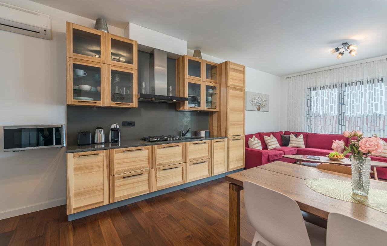 Spada Apartment 3 Bedrooms Near The Beach! Poreč Dış mekan fotoğraf